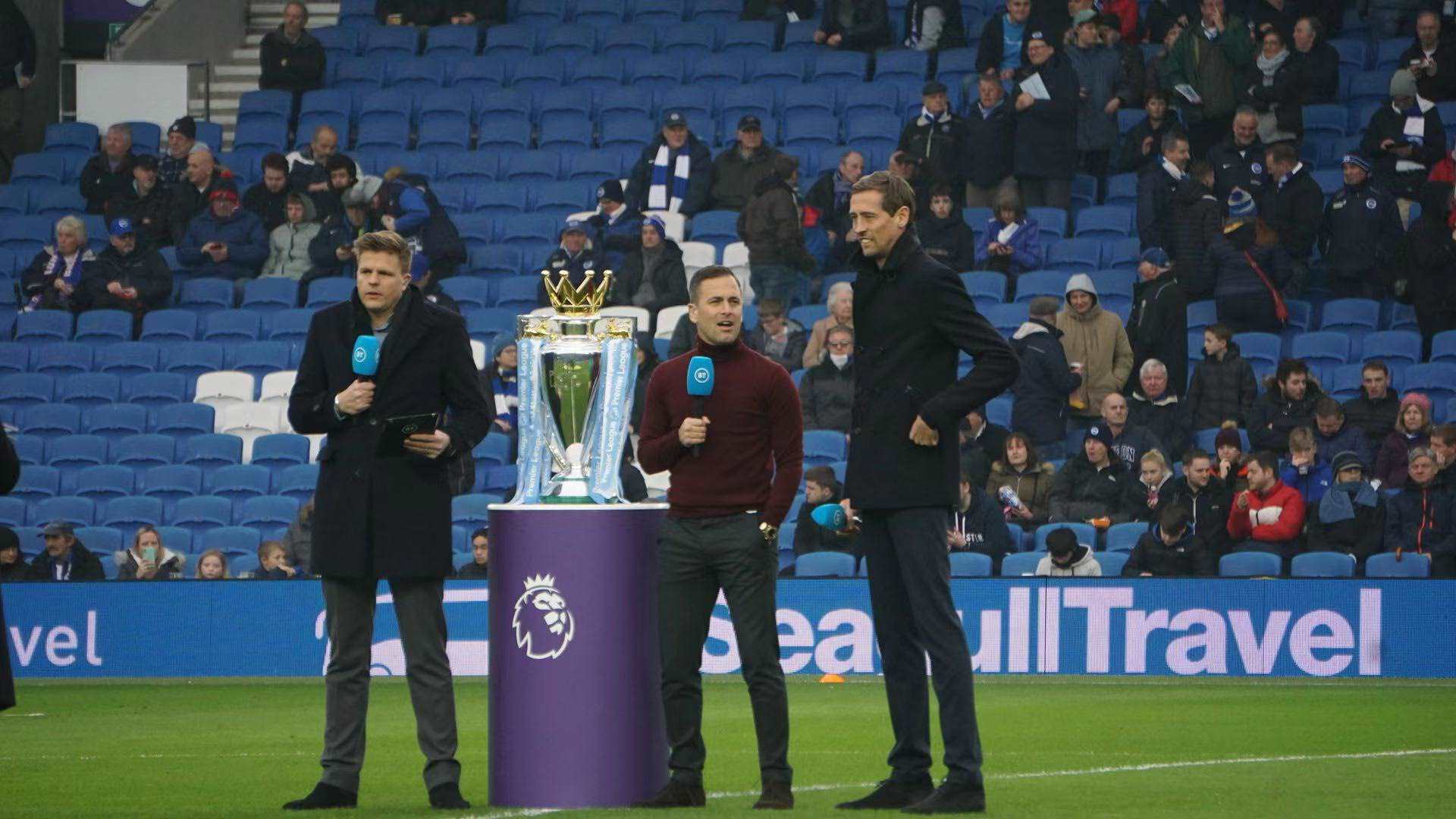 在这个转会 在这个转会